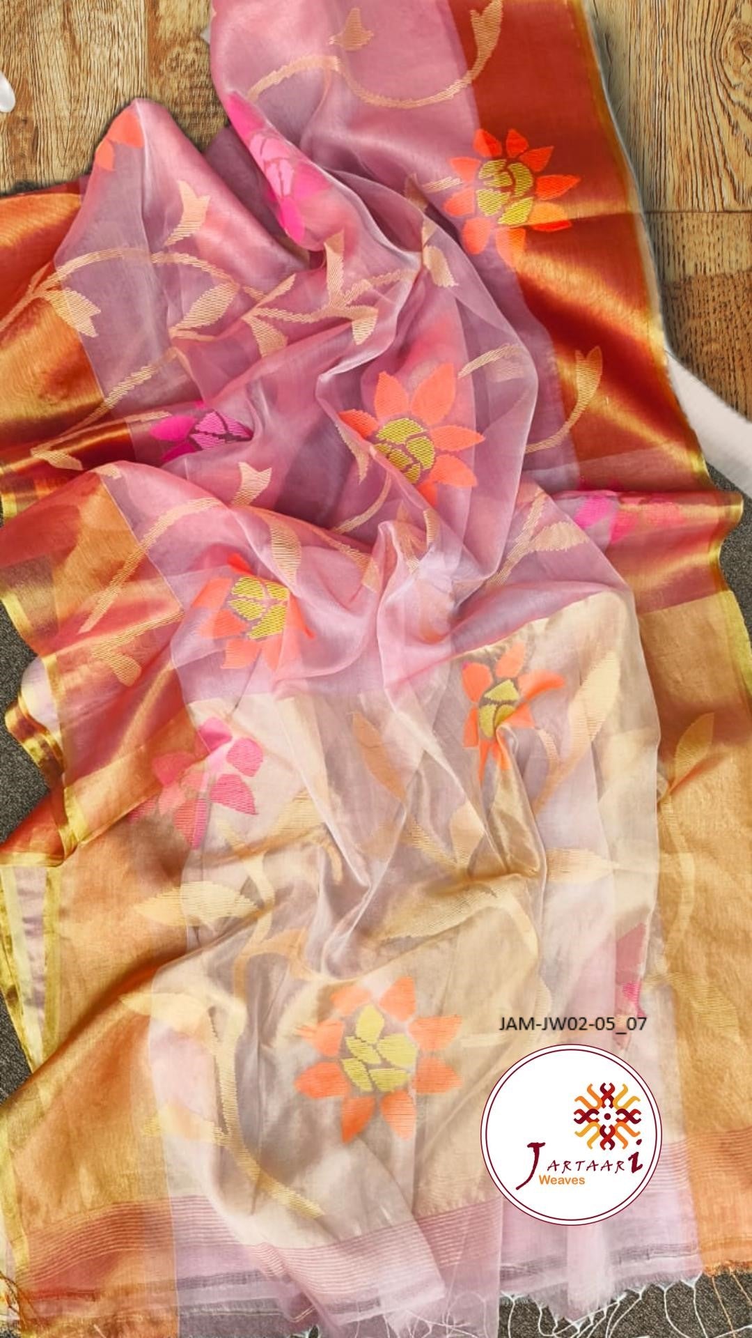 Muslin Silk Hand Jamdani Paithani Pallu
